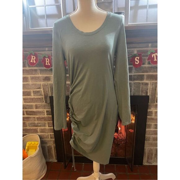 Anthropologie - Sundry side ruched color olive, size 4 - Picture 2 of 6